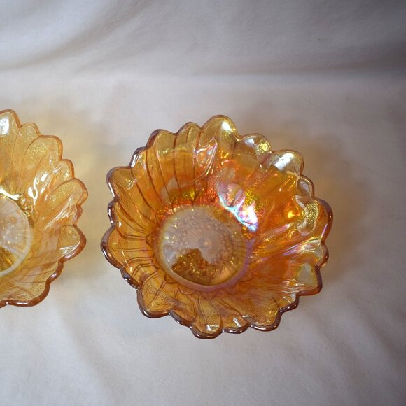 Pair Vintage Carnival Glass Sunflower Bowls 7 Inches - Picture 2 of 4